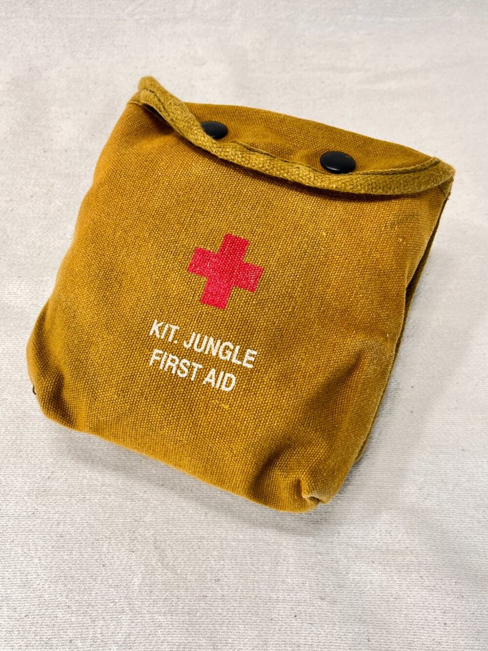 Jungle First Aid Kit [Coyote] Canvas Snap Pouch Military Red Cross Emergency